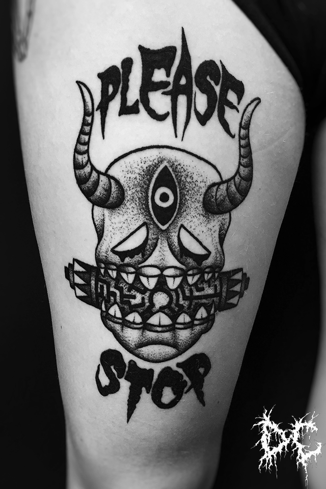 Dobry Chłopiec Tattoo Lublin - tatuaż demon scary dotwork